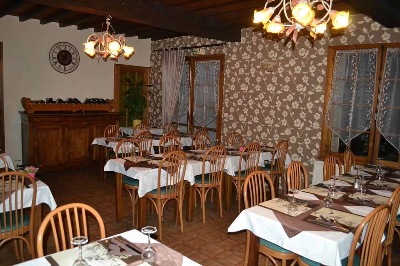 Le Relais De Risquetout Hem-Hardinval Exteriör bild