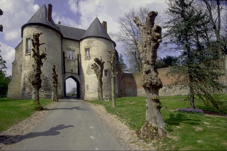 Le Relais De Risquetout Hem-Hardinval Exteriör bild